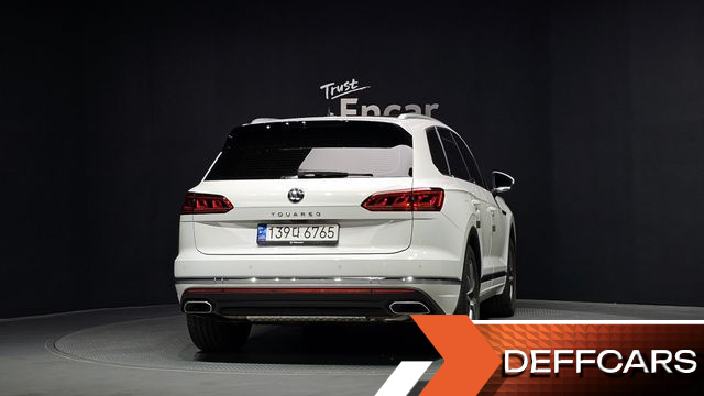 Volkswagen TOUAREG 3.0 TDI Prestige купить на сайте DeffCars