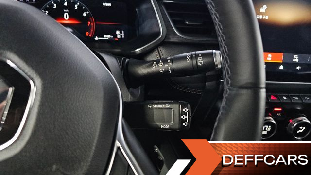 Renault-KoreaSamsung CAPTUR 1.3 TCe Edition Paris купить на сайте DeffCars