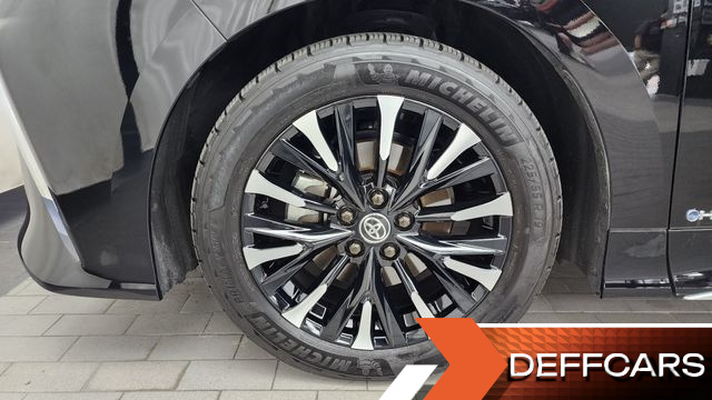 Toyota ALPHARD 2.5 HEV Executive AWD купить на сайте DeffCars
