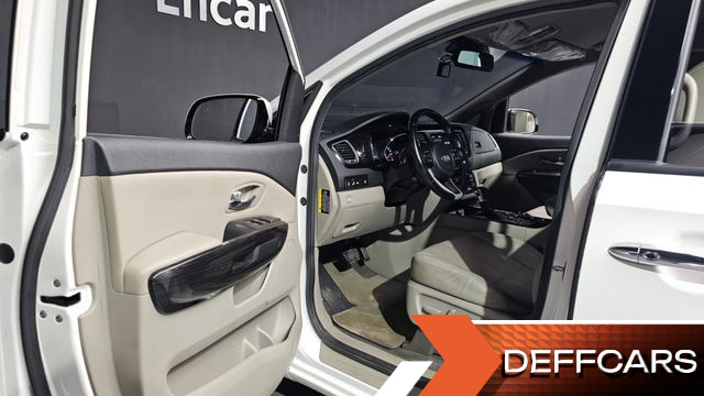 Kia CARNIVAL 9-Seater Noblesse купить на сайте DeffCars