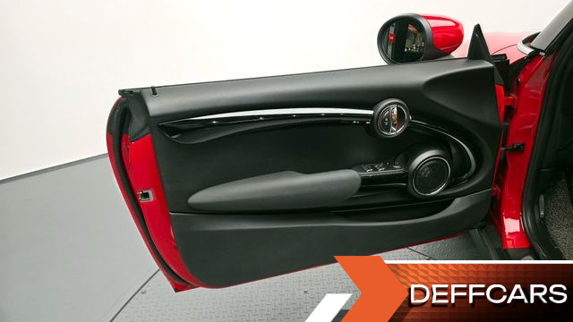 Mini COOPER CONVERTIBLE Standard 3rd купить на сайте DeffCars