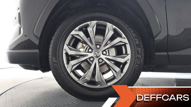 Toyota RAV4 2.5 2WD Hybrid XLE купить на сайте DeffCars