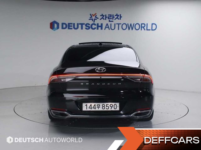 Hyundai GRANDEUR 2.5 Le Blanc купить на сайте DeffCars