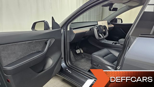 Tesla MODEL Y Long Range AWD купить на сайте DeffCars