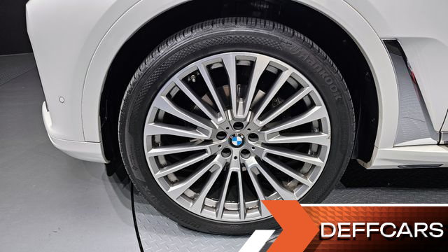 BMW X7 xDrive 30d Design Pure Excellent 6-Seater купить на сайте DeffCars