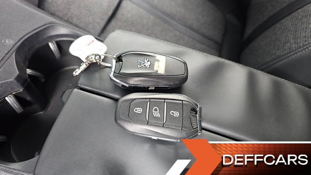 Peugeot 3008 1.6 BlueHDi Allure купить на сайте DeffCars