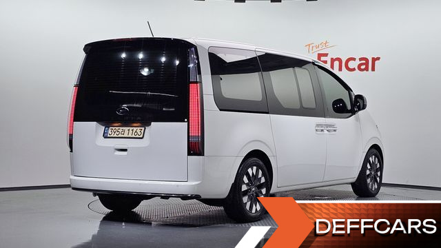 Hyundai STARIA L3.5 Lounge 9-Seater Inspiration купить на сайте DeffCars