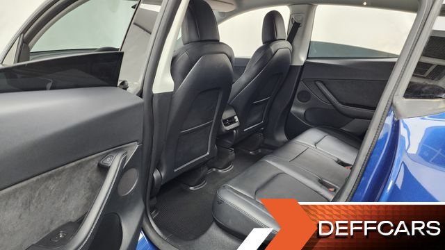 Tesla MODEL Y Long Range AWD купить на сайте DeffCars