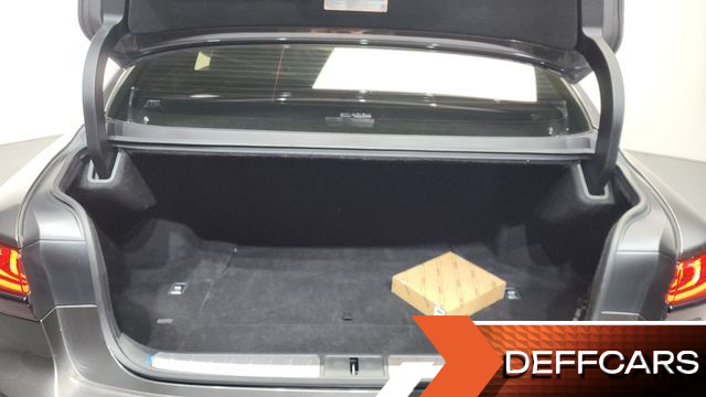 Lexus LS 3.5 Luxury AWD купить на сайте DeffCars