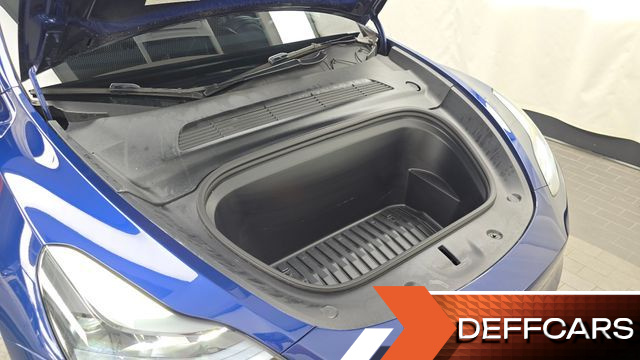Tesla MODEL Y RWD купить на сайте DeffCars