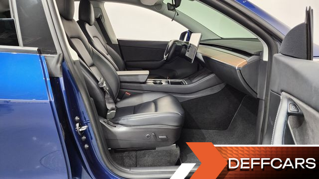 Tesla MODEL Y Long Range AWD купить на сайте DeffCars