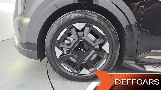 Kia CARNIVAL Gasoline 7-Seater Hi Limousine Signature купить на сайте DeffCars