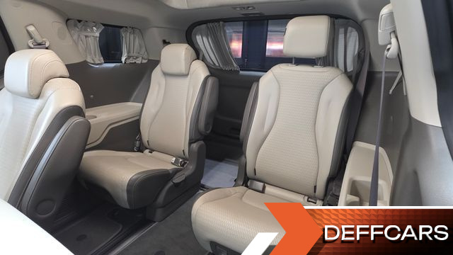 Kia CARNIVAL Gasoline 9-Seater Hi-Limousine Signature купить на сайте DeffCars