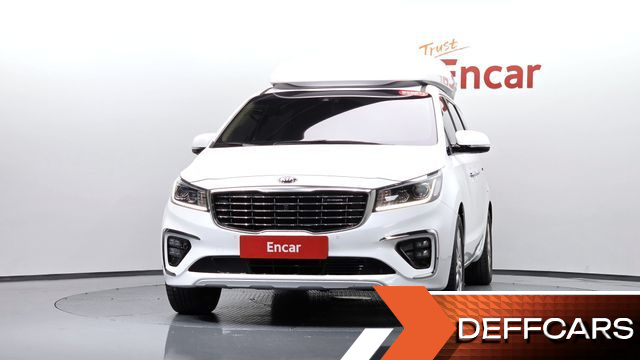 Kia CARNIVAL 9-Seater Hi-Limousine Noblesse Special купить на сайте DeffCars
