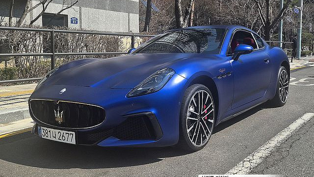 Maserati GRANTURISMO 3.0 V6 Trofeo купить на сайте DeffCars