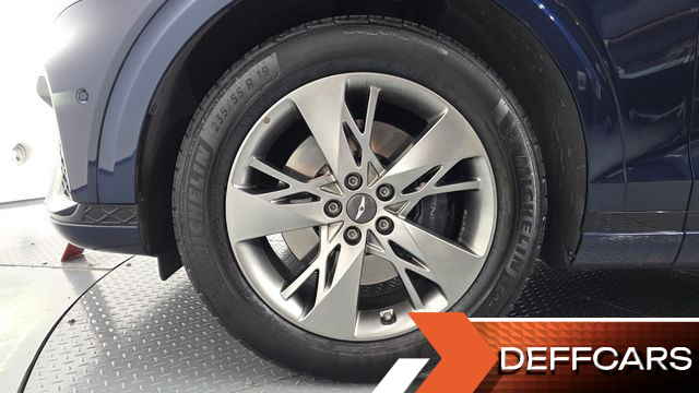 Genesis GV70 2.5T Gasoline 2WD купить на сайте DeffCars
