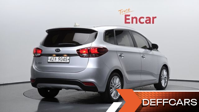 Kia CARENS 2.0 LPI Prestige купить на сайте DeffCars