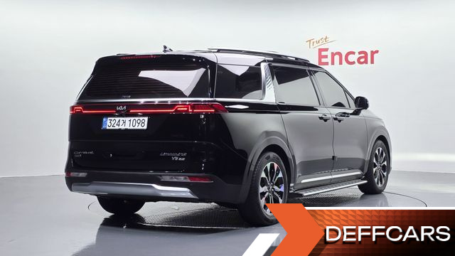 Kia CARNIVAL Gasoline 9-Seater Signature купить на сайте DeffCars