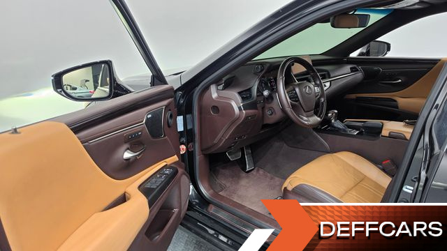 Lexus ES Executive купить на сайте DeffCars