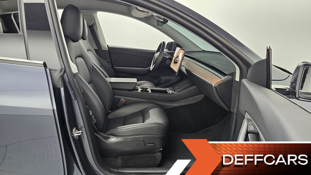 Tesla MODEL Y Long Range AWD купить на сайте DeffCars