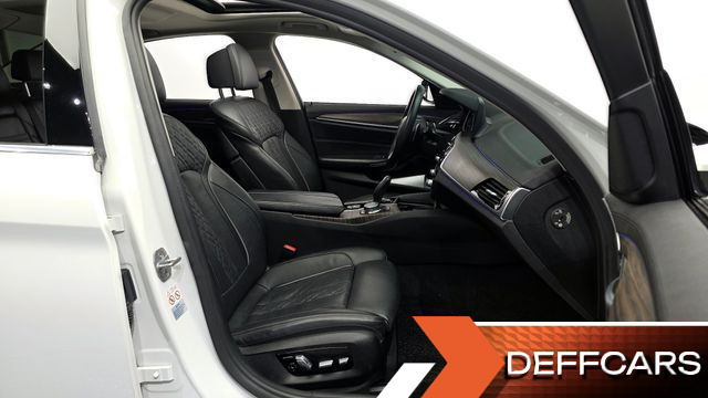 BMW 5-SERIES 530i Luxury Plus купить на сайте DeffCars