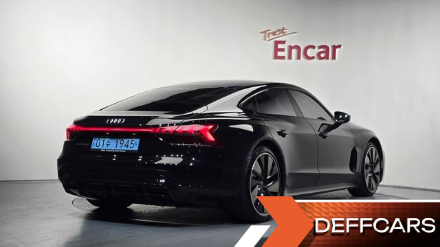 Audi E-TRON GT GT quattro Premium купить на сайте DeffCars