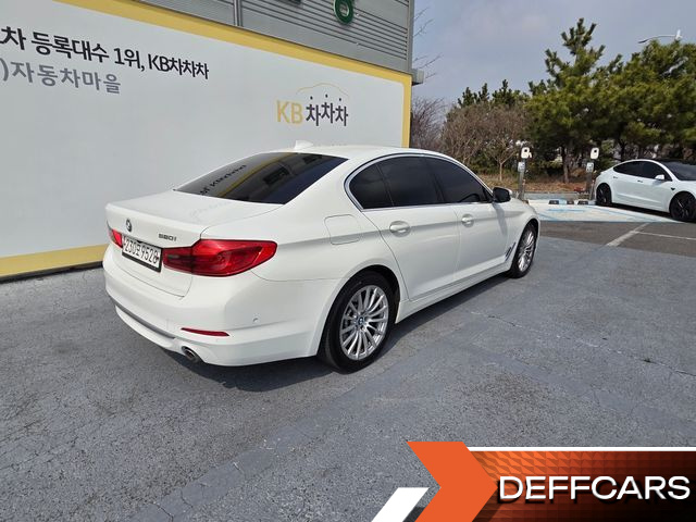 BMW 5-SERIES 520i Luxury купить на сайте DeffCars