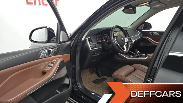 BMW X7 xDrive 40i Design Pure Excellence 7-Seater купить на сайте DeffCars