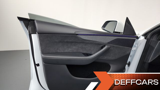 Tesla MODEL Y L Long Range AWD купить на сайте DeffCars