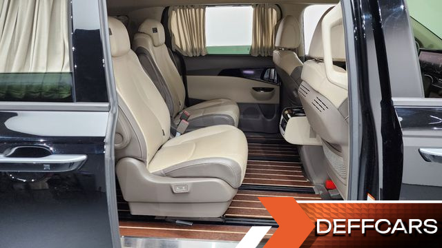 Kia CARNIVAL Gasoline 9-Seater Hi-Limousine Signature купить на сайте DeffCars