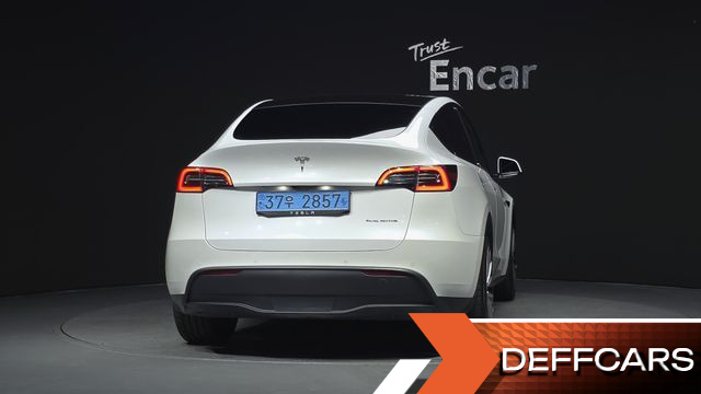 Tesla MODEL Y Long Range AWD купить на сайте DeffCars