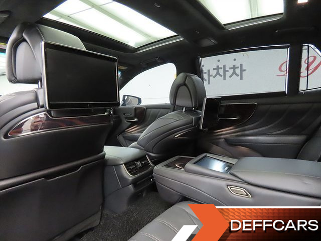 Lexus LS 3.5 Platinum AWD купить на сайте DeffCars