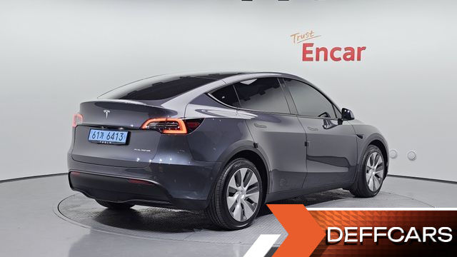 Tesla MODEL Y Long Range AWD купить на сайте DeffCars