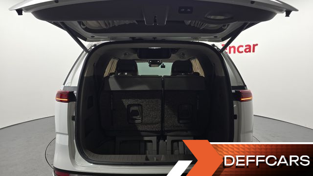 Kia CARNIVAL Gasoline 7-Seater Hi-Limousine Signature купить на сайте DeffCars