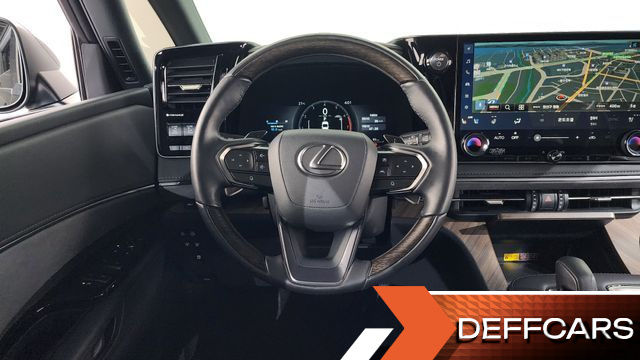 Lexus LM 500h Executive купить на сайте DeffCars