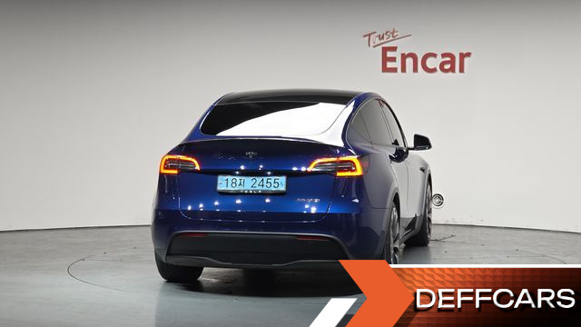 Tesla MODEL Y Performance AWD купить на сайте DeffCars