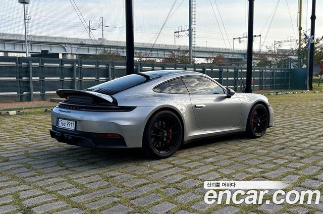 Porsche 911 Carrera GTS купить на сайте DeffCars