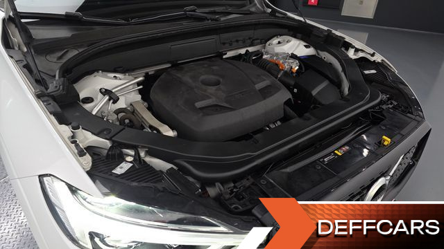 Volvo XC60 T8 R-Design купить на сайте DeffCars