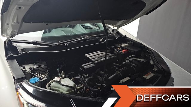 Honda CR-V 1.5 Touring 4WD купить на сайте DeffCars