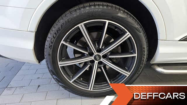 Audi Q7 55 TFSI Quattro Premium купить на сайте DeffCars