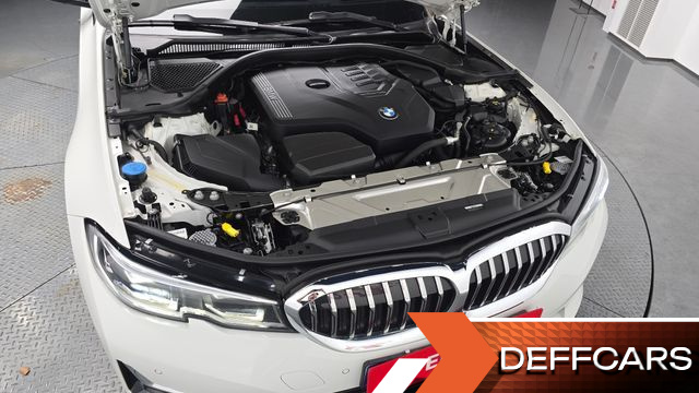 BMW 3-SERIES 320i Luxury купить на сайте DeffCars