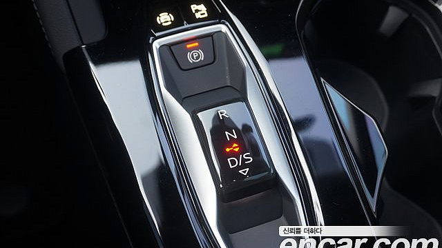 Audi Q5 40 TFSI Quiattro Advanced купить на сайте DeffCars