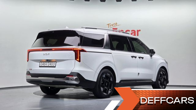 Kia CARNIVAL Diesel 7-Seater Signature купить на сайте DeffCars