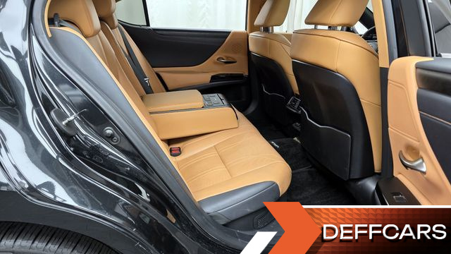 Lexus ES Luxury Plus купить на сайте DeffCars
