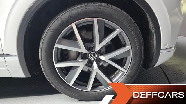 Volkswagen TOUAREG 3.0 TDI Prestige купить на сайте DeffCars