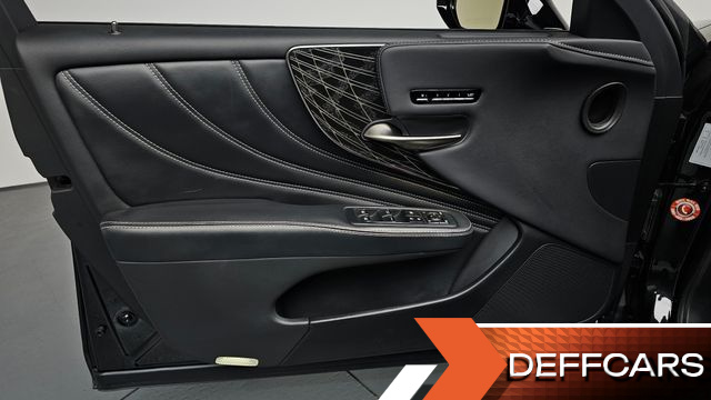Lexus LS 3.5 Platinum AWD купить на сайте DeffCars