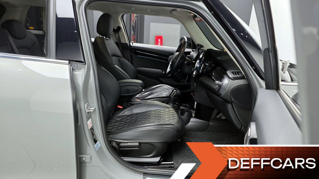 Mini COOPER 5-Door Classic Plus 3rd купить на сайте DeffCars
