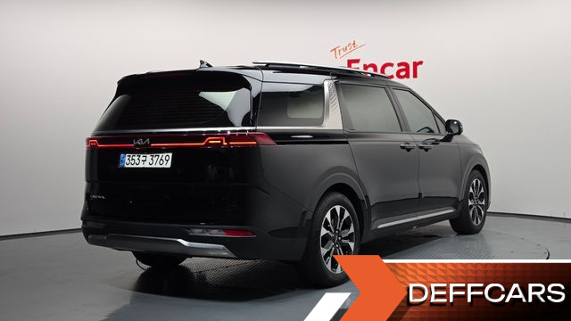 Kia CARNIVAL Gasoline 9-Seater Signature купить на сайте DeffCars