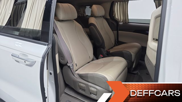 Kia CARNIVAL Gasoline 7-Seater Hi-Limousine Signature купить на сайте DeffCars