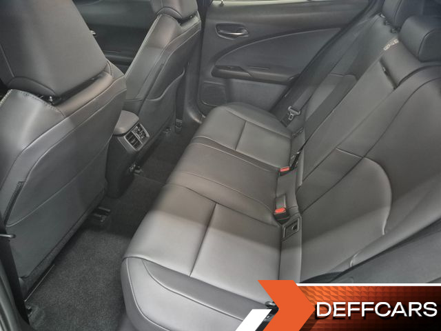 Lexus UX 2.0 2WD купить на сайте DeffCars